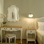 La Signora Hotel