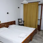 La Signora Lourdata (Kefalonia)