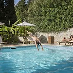 La Signora Hotel Lourdata (Kefalonia)