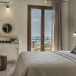 La Signora Hotel Lourdata (Kefalonia)