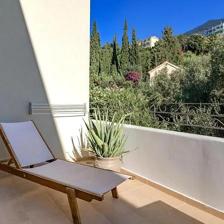 ホテル La Signora 3*