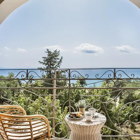 La Signora Hotel Lourdata (Kefalonia)