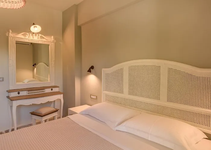 La Signora Lourdata (Kefalonia)