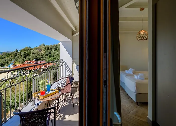 La Signora Hotel Lourdata (Kefalonia)