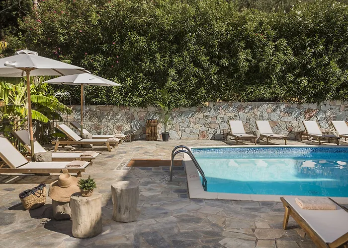 La Signora Hotel Lourdata (Kefalonia)