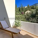 Ξενοδοχείο La Signora 3*