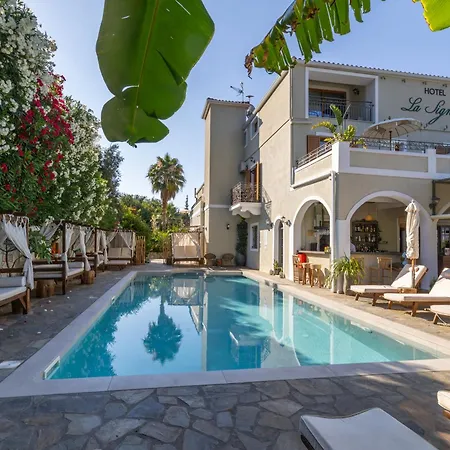 La Signora لورداهاتا